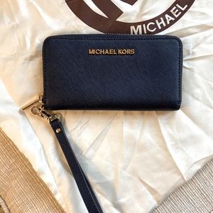 Michael Kors saffiano leather wristlet wallet
